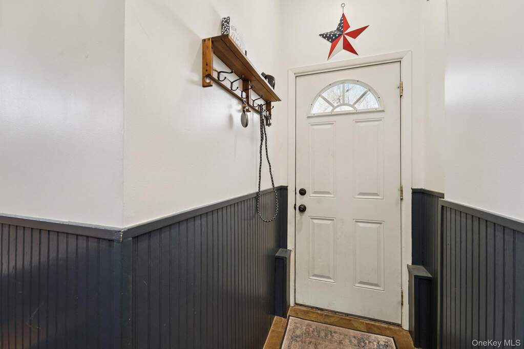 3 Bedroom Single Family Home/House's Image 28