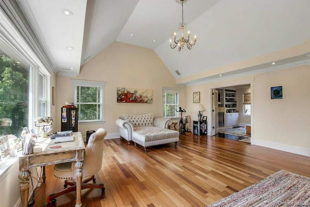 4 Bedroom Single Family Home/House's Image 16