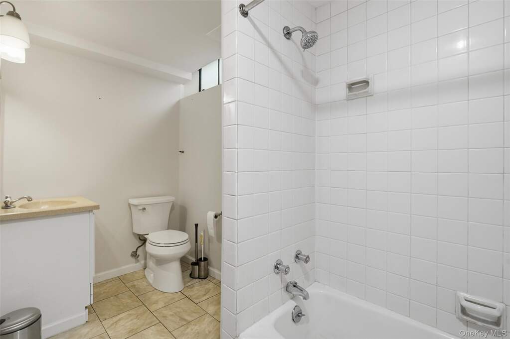 3 Bedroom Single Family Home/House's Image 19