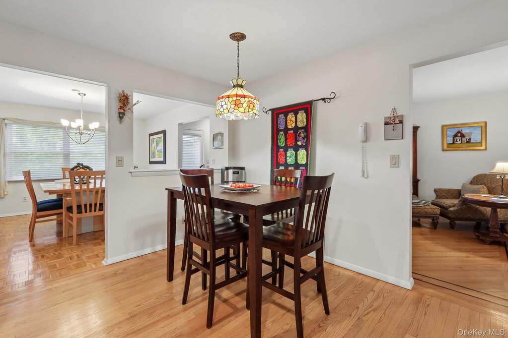 3 Bedroom Villa/Townhouse's Image 8