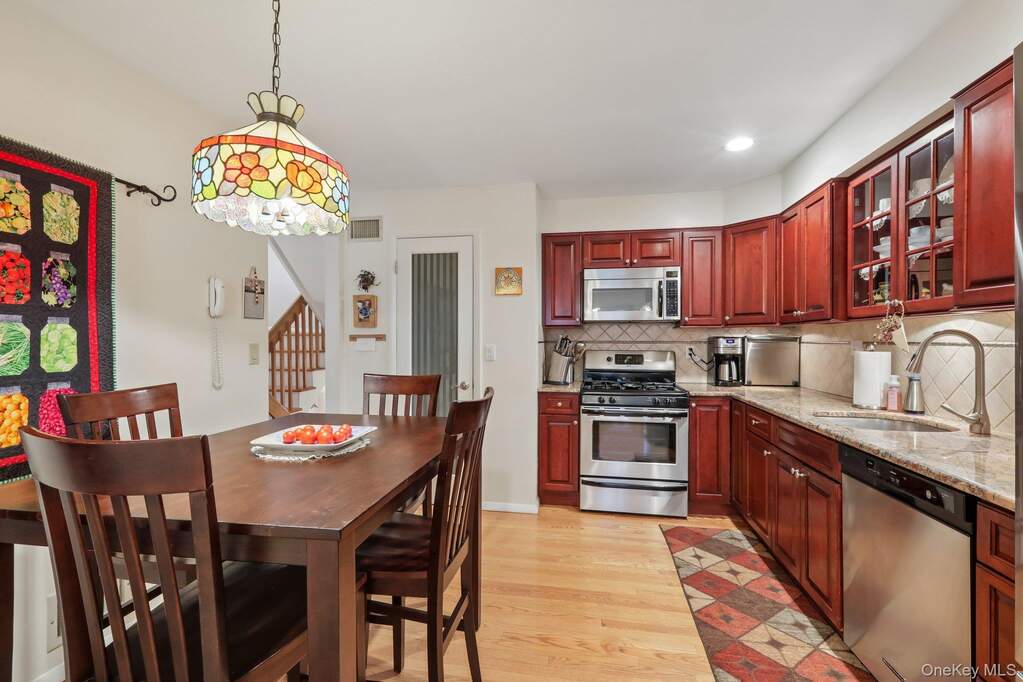 3 Bedroom Villa/Townhouse's Image 15