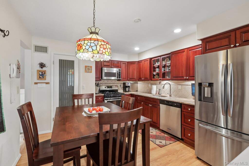 3 Bedroom Villa/Townhouse's Image 16
