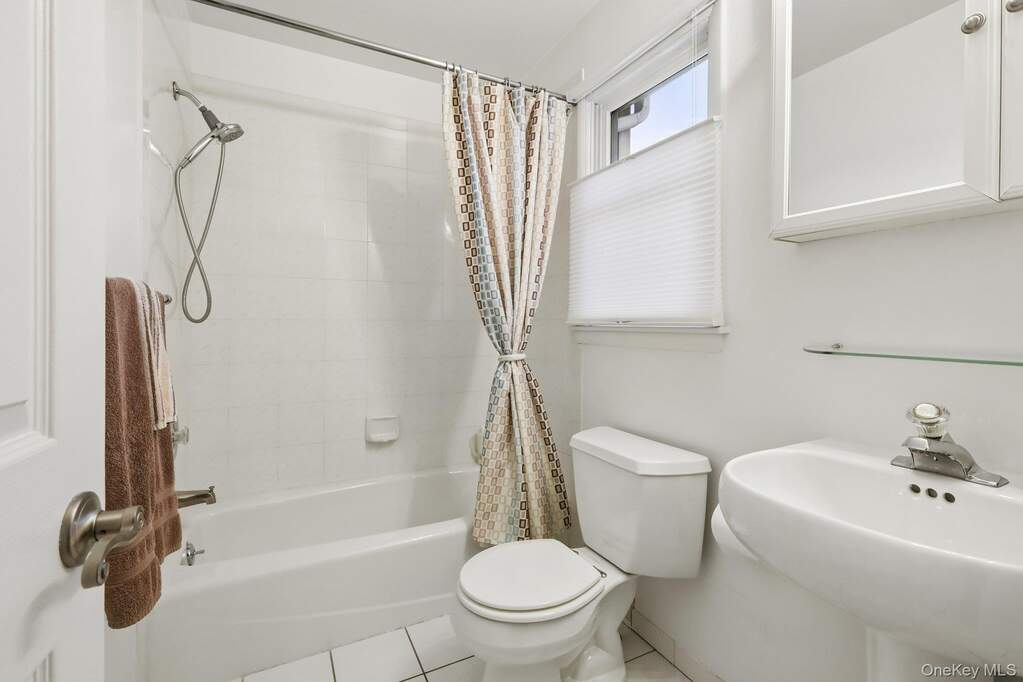 3 Bedroom Villa/Townhouse's Image 21