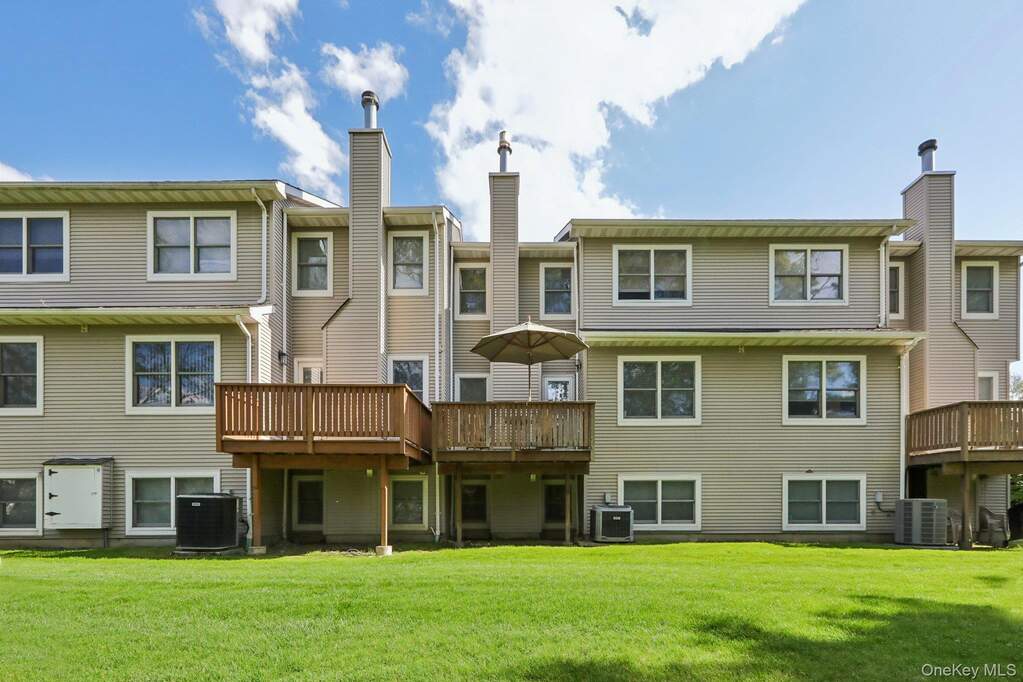 3 Bedroom Villa/Townhouse's Image 41