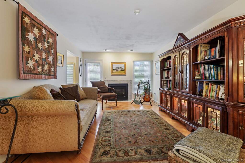 3 Bedroom Villa/Townhouse's Image 4