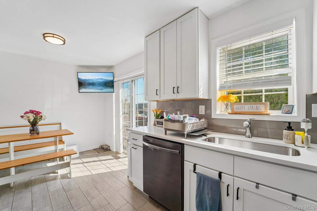 3 Bedroom Villa/Townhouse's Image 10