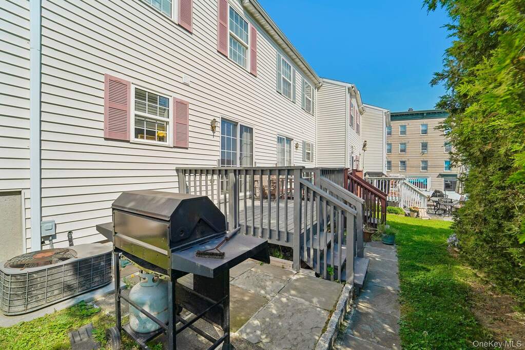 3 Bedroom Villa/Townhouse's Image 22