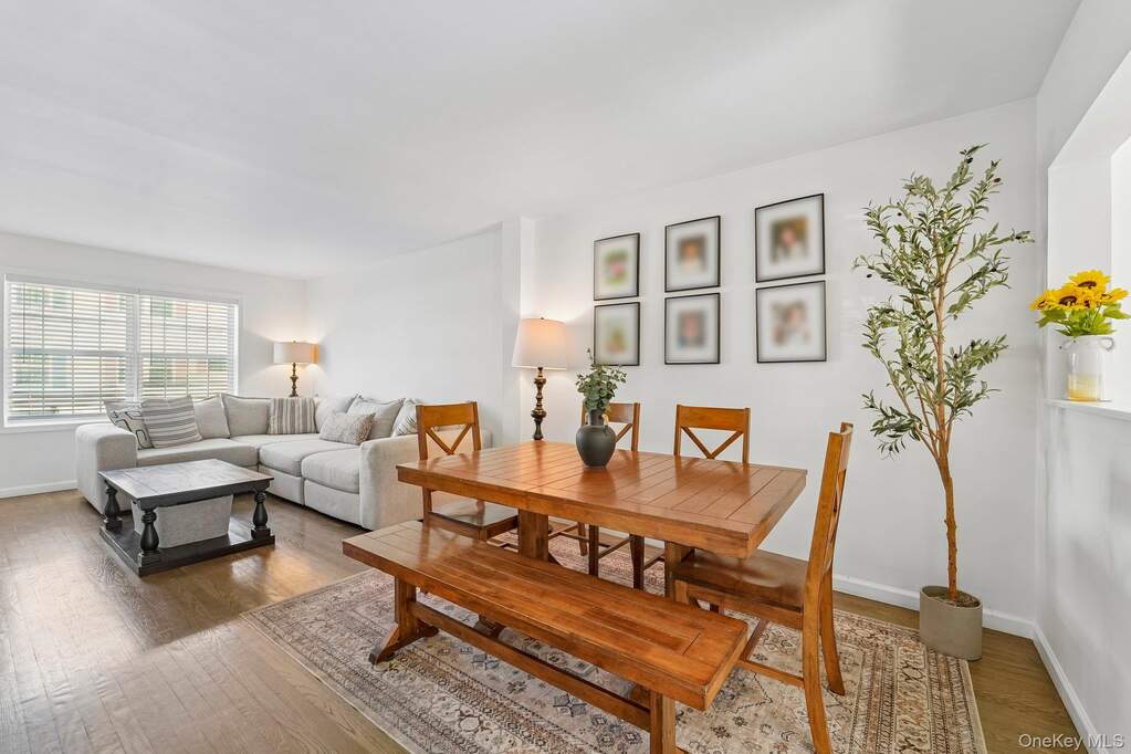 3 Bedroom Villa/Townhouse's Image 5