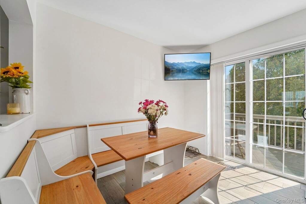 3 Bedroom Villa/Townhouse's Image 6