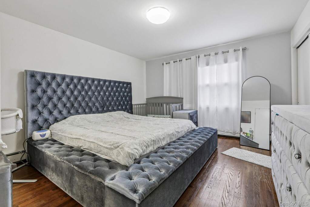 3 Bedroom Multi Unit's Image 16