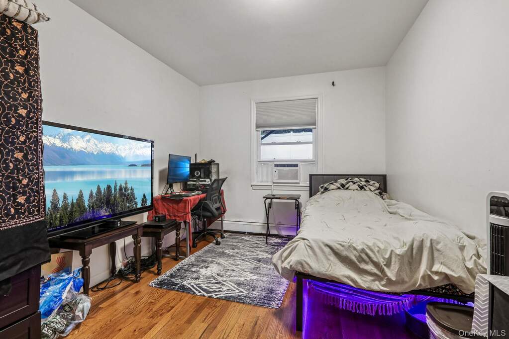 3 Bedroom Multi Unit's Image 20