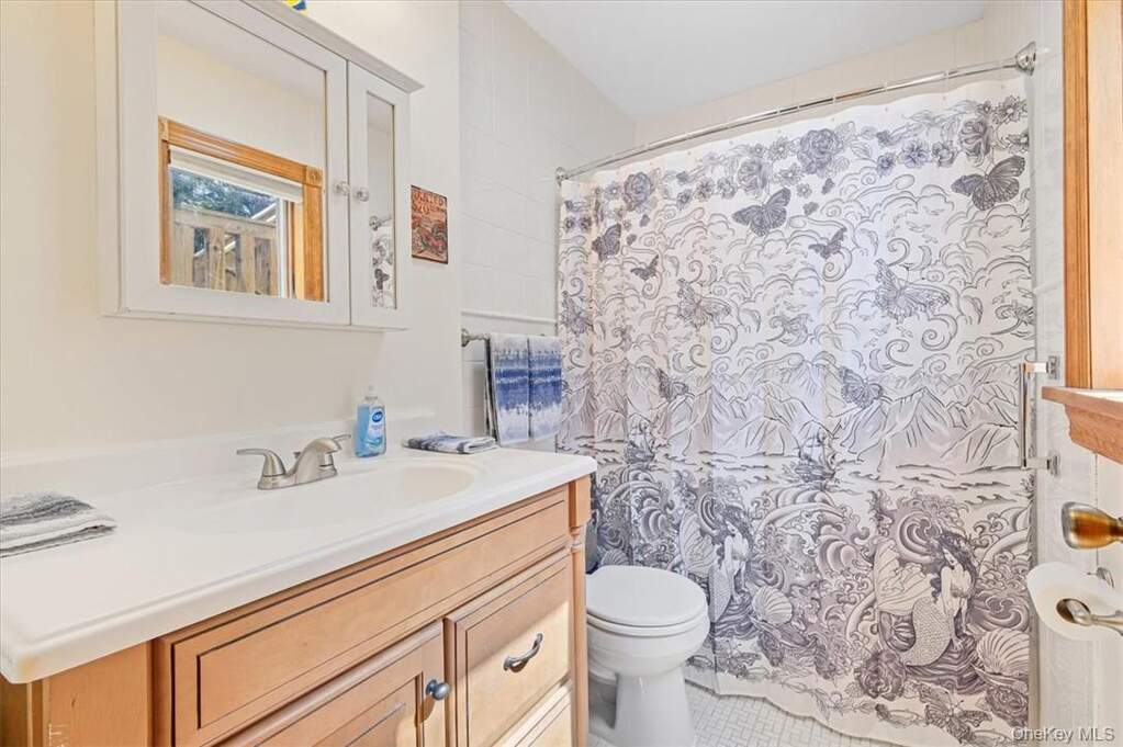 8 Bedroom Multi Unit's Image 13