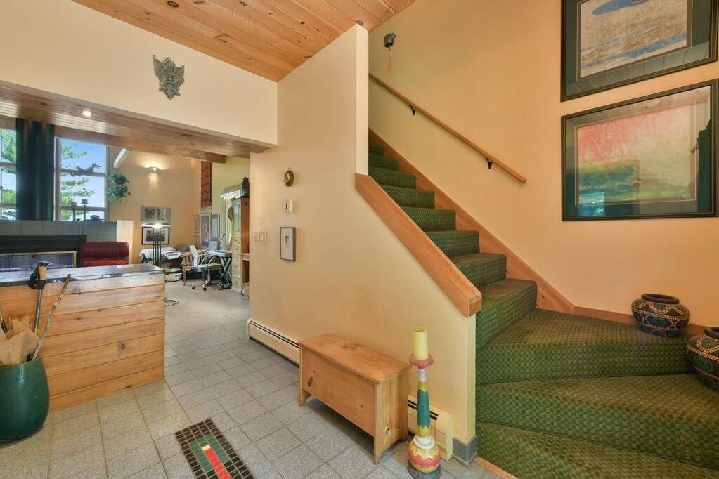 3 Bedroom Single Family Home/House's Image 9