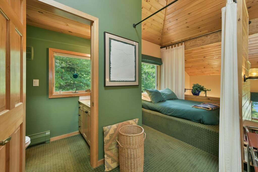 3 Bedroom Single Family Home/House's Image 12