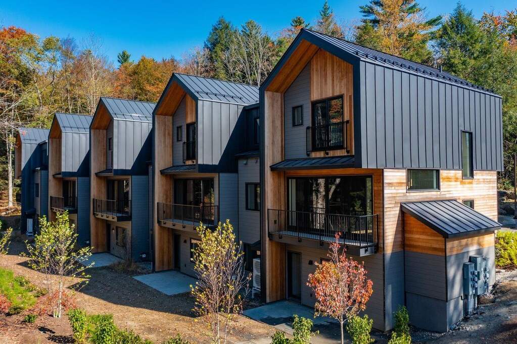 4 Bedroom Villa/Townhouse's Image 6