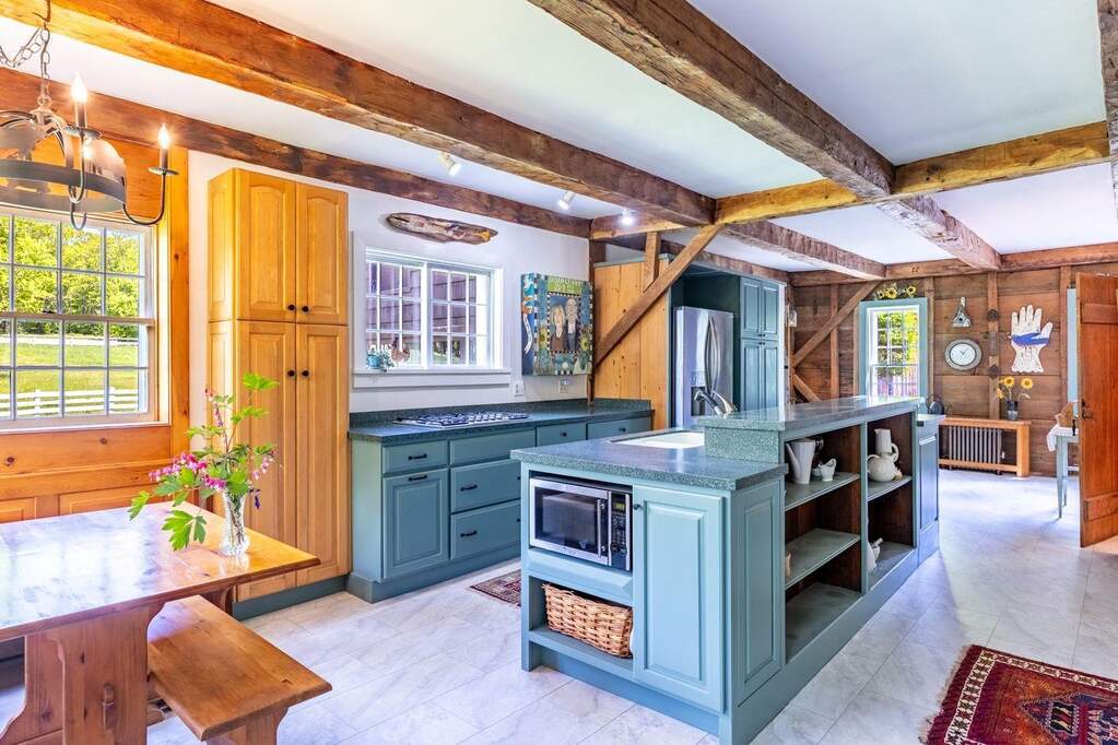4 Bedroom Single Family Home/House's Image 10