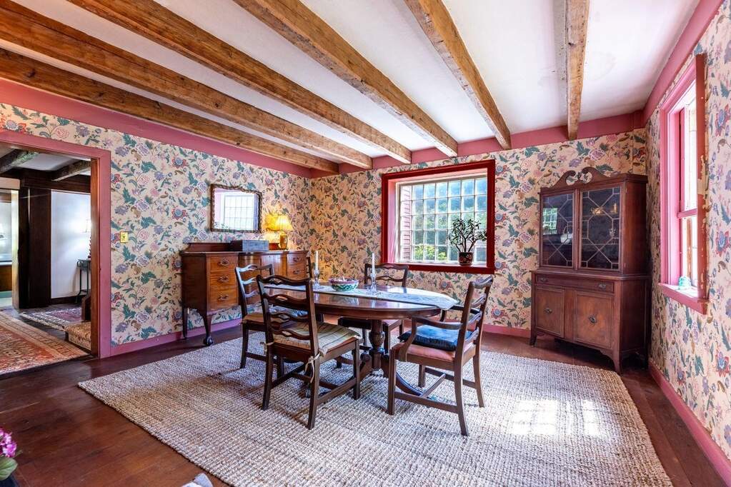 4 Bedroom Single Family Home/House's Image 18