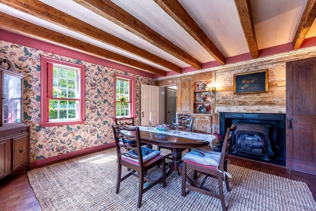 4 Bedroom Single Family Home/House's Image 19
