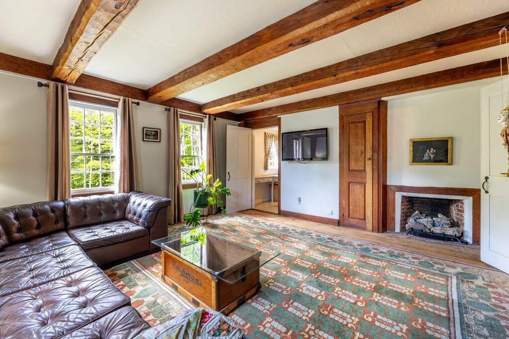 4 Bedroom Single Family Home/House's Image 34