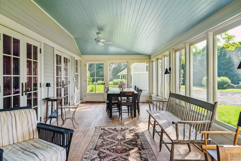 4 Bedroom Single Family Home/House's Image 11