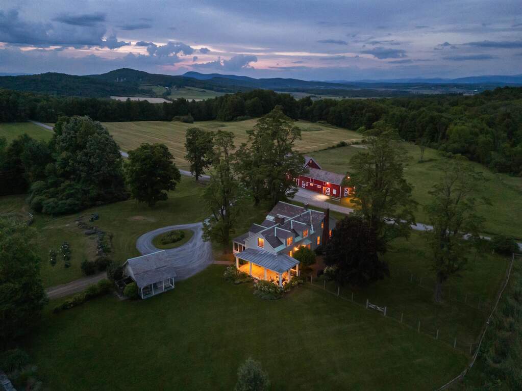 4 Bedroom Single Family Home/House's Image 36