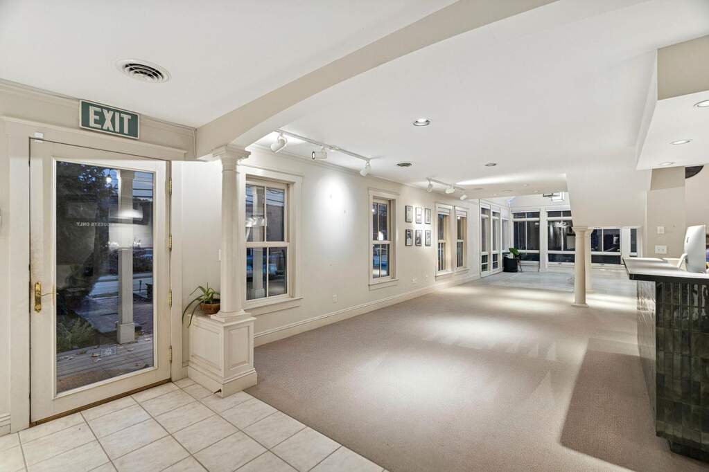 1 Bedroom Single Family Home/House's Image 11