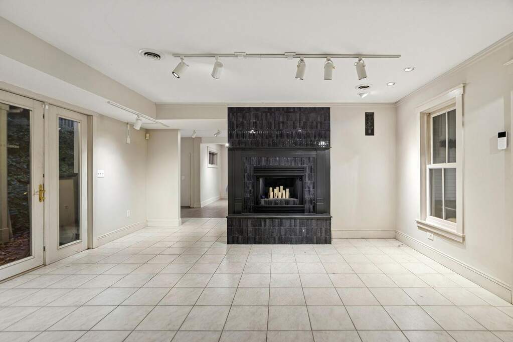 1 Bedroom Single Family Home/House's Image 16