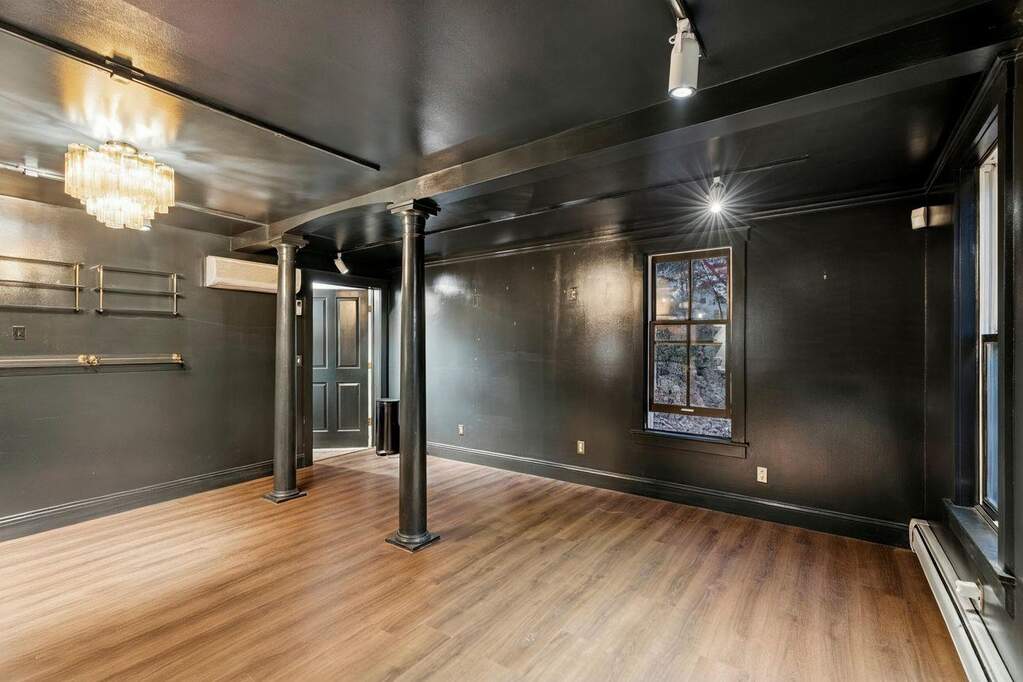 1 Bedroom Single Family Home/House's Image 19