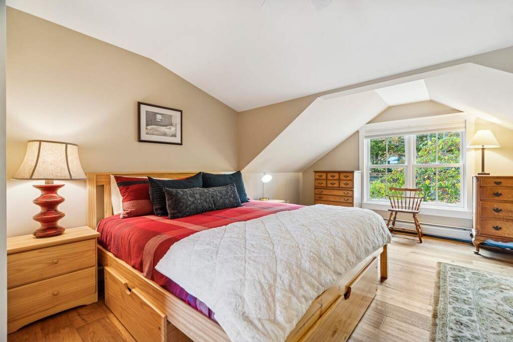 1 Bedroom Single Family Home/House's Image 6