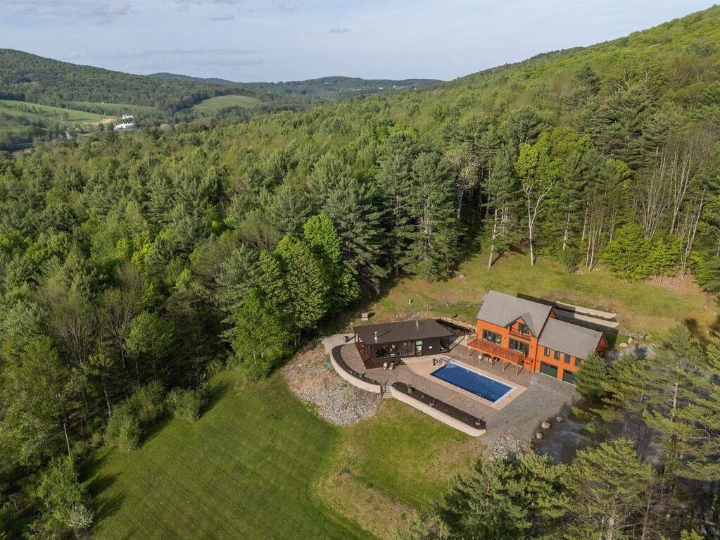 3 Bedroom Single Family Home/House's Image 15