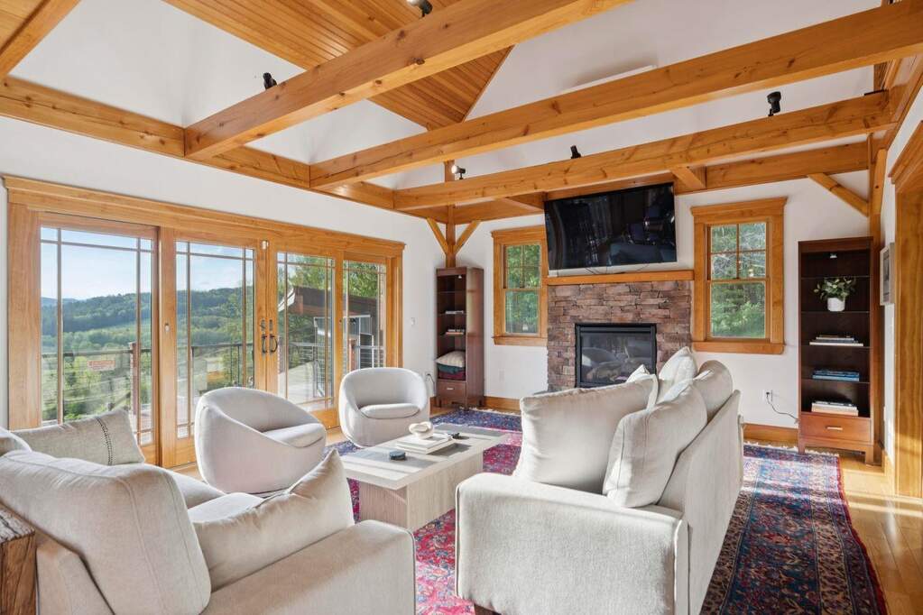 3 Bedroom Single Family Home/House's Image 5