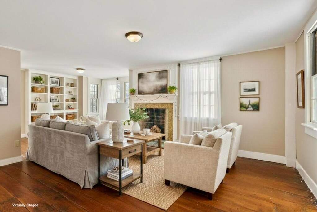 4 Bedroom Single Family Home/House's Image 14