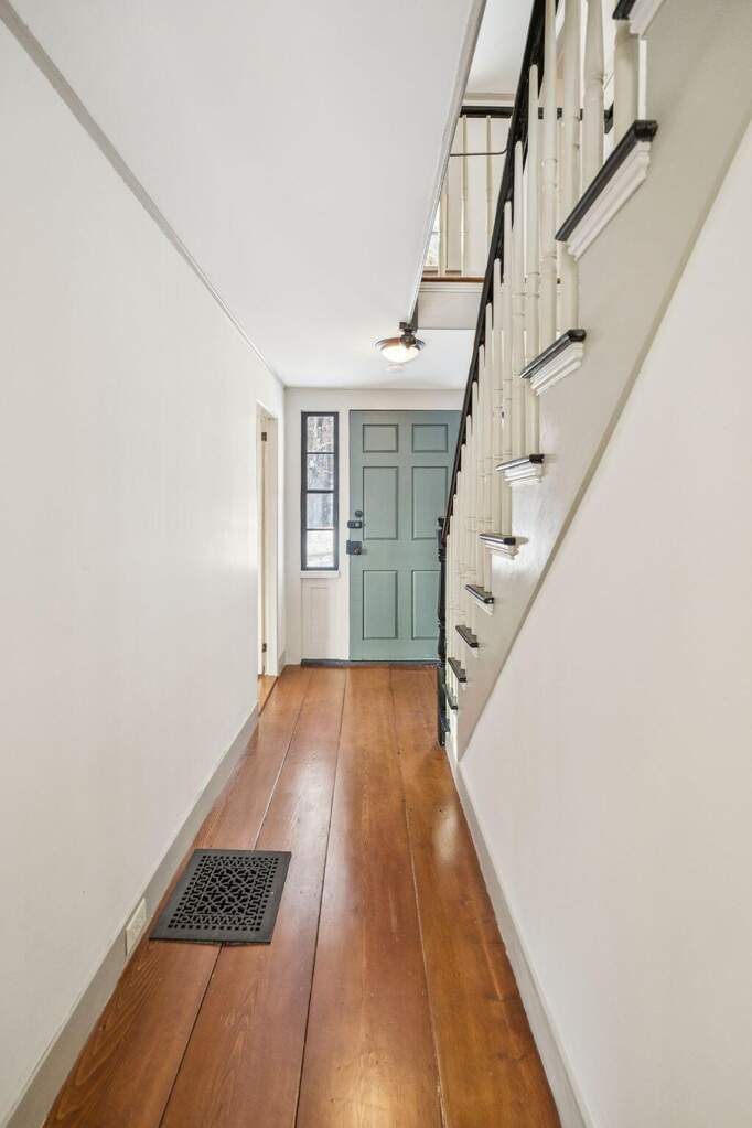 4 Bedroom Single Family Home/House's Image 17