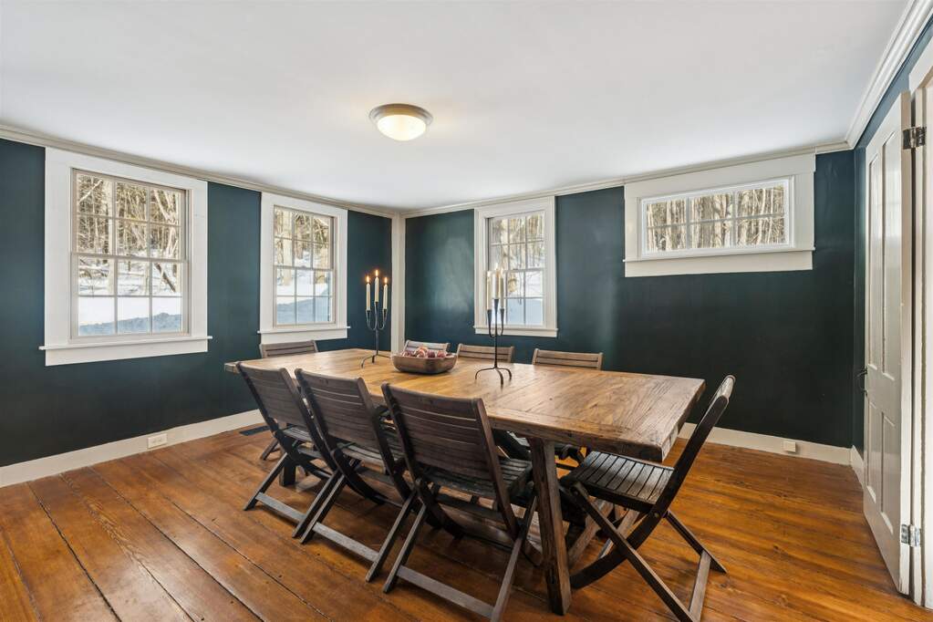4 Bedroom Single Family Home/House's Image 18
