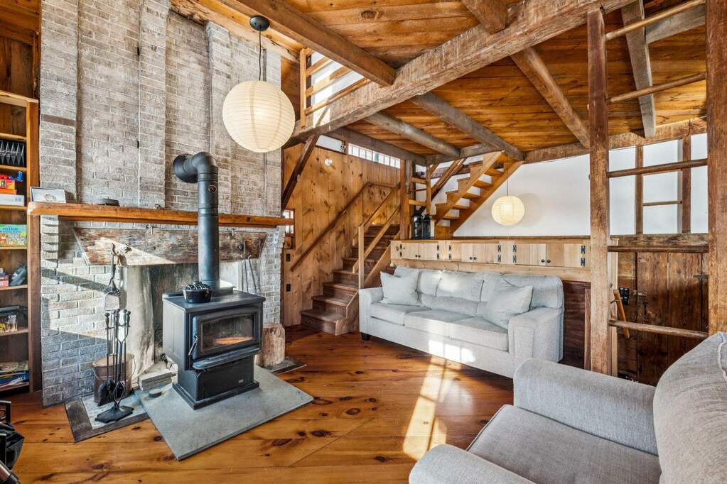 4 Bedroom Single Family Home/House's Image 28