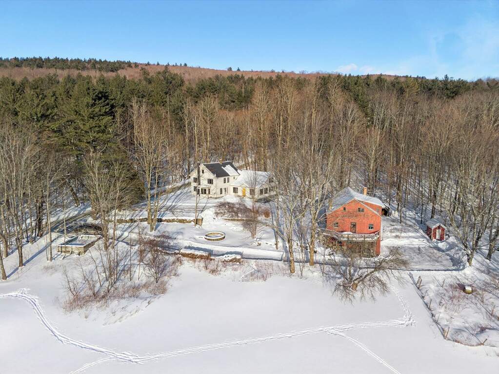 4 Bedroom Single Family Home/House's Image 37