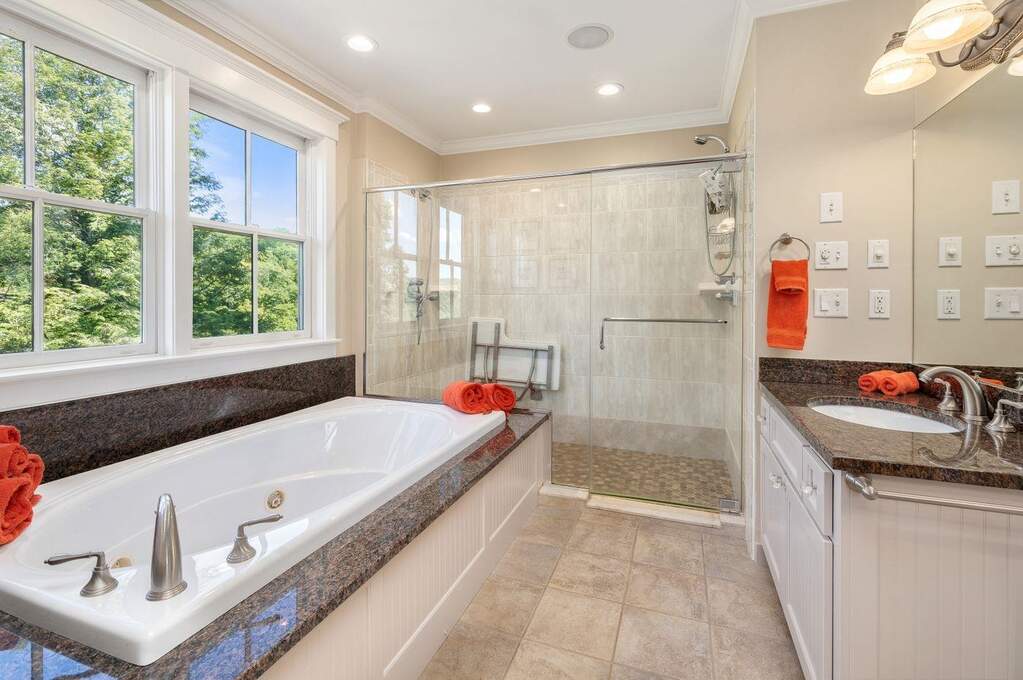 4 Bedroom Single Family Home/House's Image 22