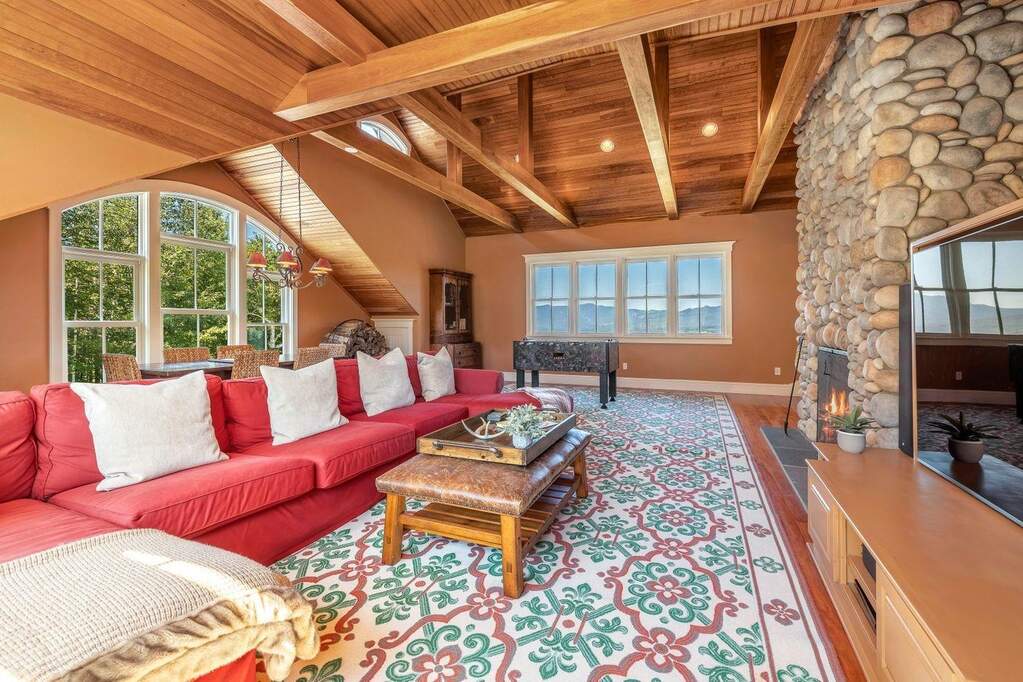 4 Bedroom Single Family Home/House's Image 30