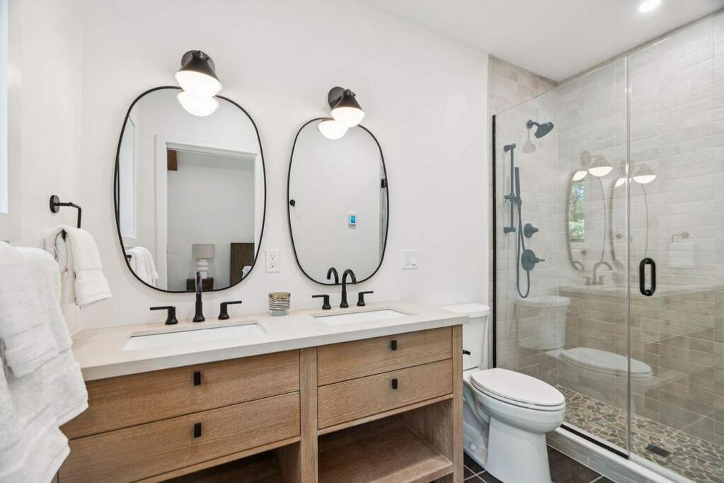 4 Bedroom Villa/Townhouse's Image 7