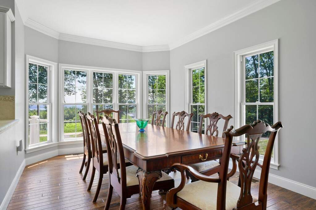 4 Bedroom Single Family Home/House's Image 13