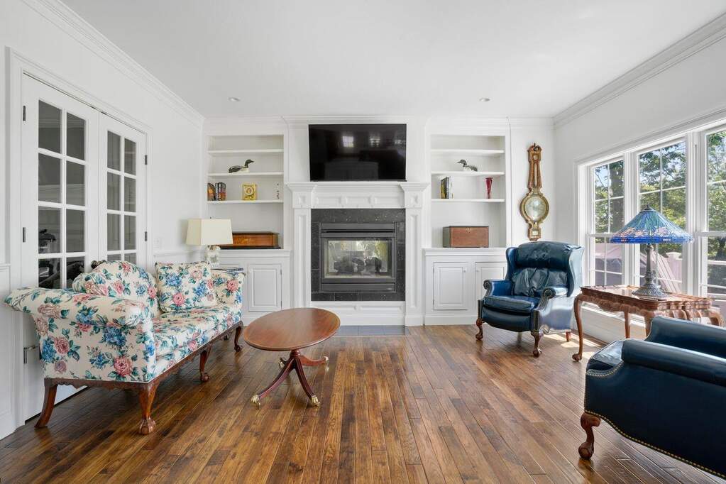 4 Bedroom Single Family Home/House's Image 18