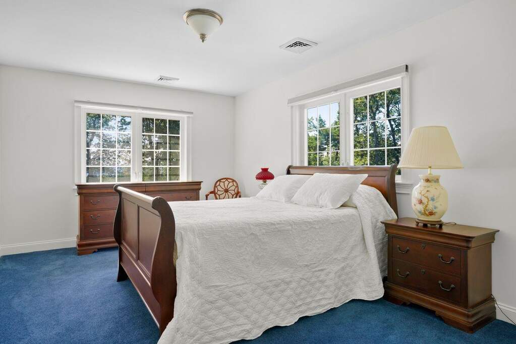 4 Bedroom Single Family Home/House's Image 20