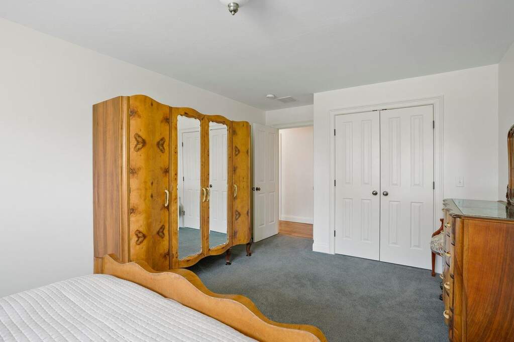 4 Bedroom Single Family Home/House's Image 22