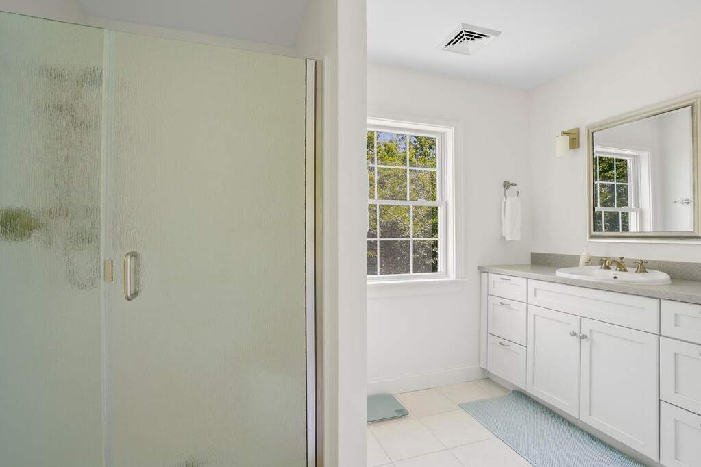 4 Bedroom Single Family Home/House's Image 26