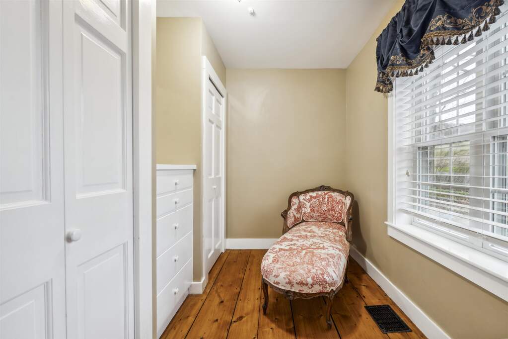 4 Bedroom Single Family Home/House's Image 18