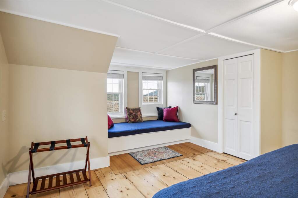 4 Bedroom Single Family Home/House's Image 21