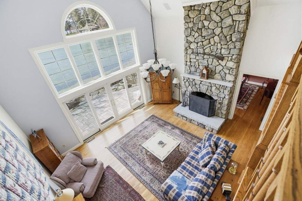 4 Bedroom Single Family Home/House's Image 18