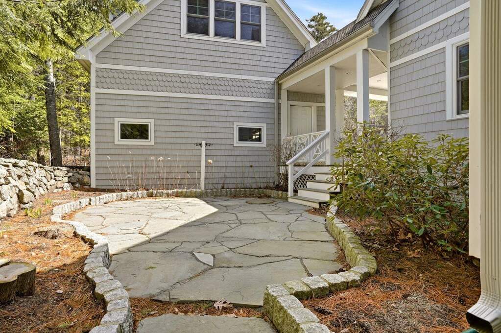 4 Bedroom Single Family Home/House's Image 26