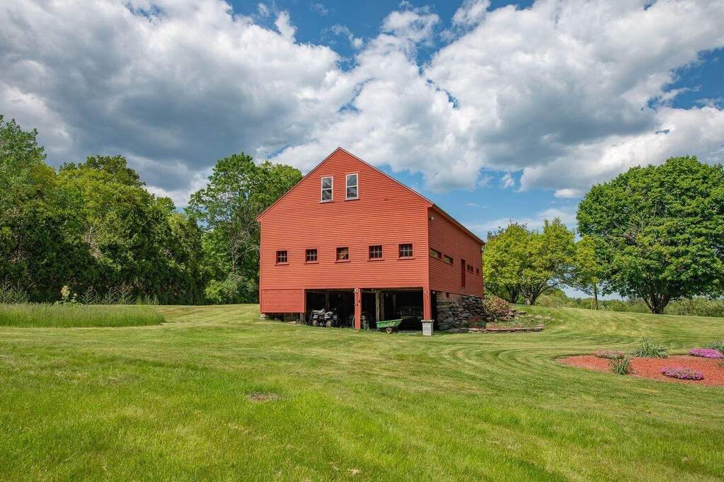 3 Bedroom Farm/Ranch/Plantation's Image 17