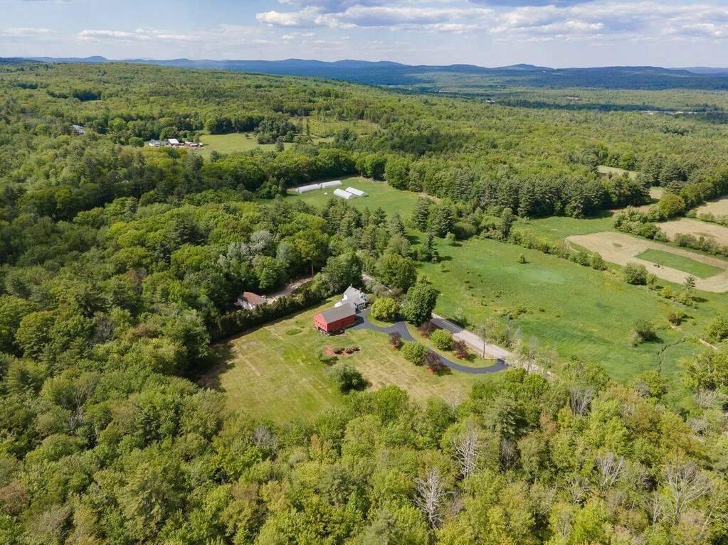3 Bedroom Farm/Ranch/Plantation's Image 22